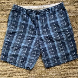 Dockers Men’s Blue Plaid Shorts